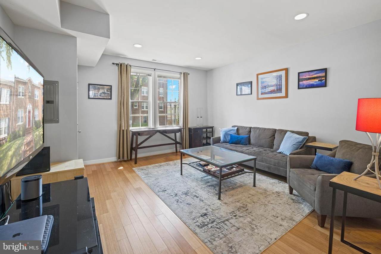937 Randolph Street - Photo 1