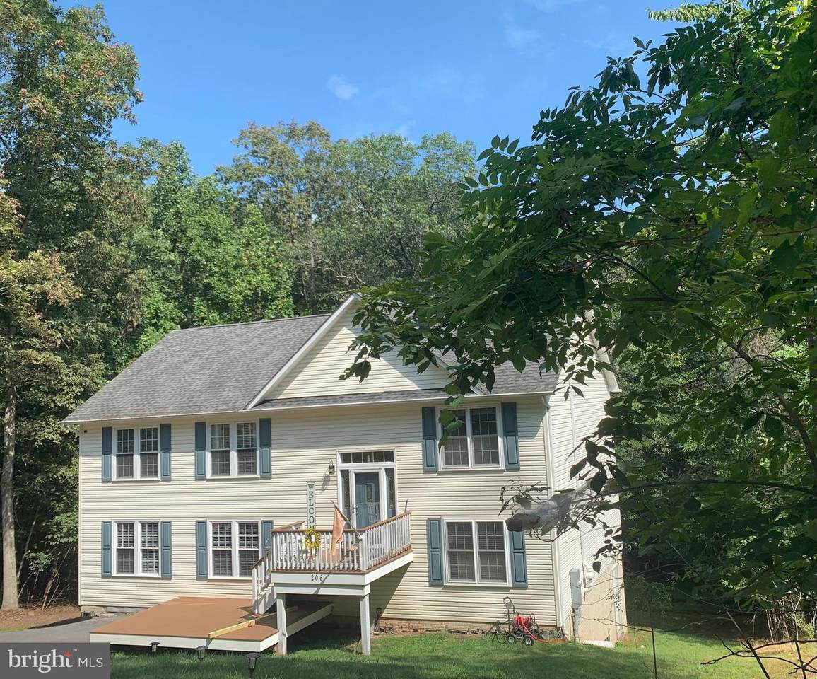 206 Greenbriar Circle - Photo 1