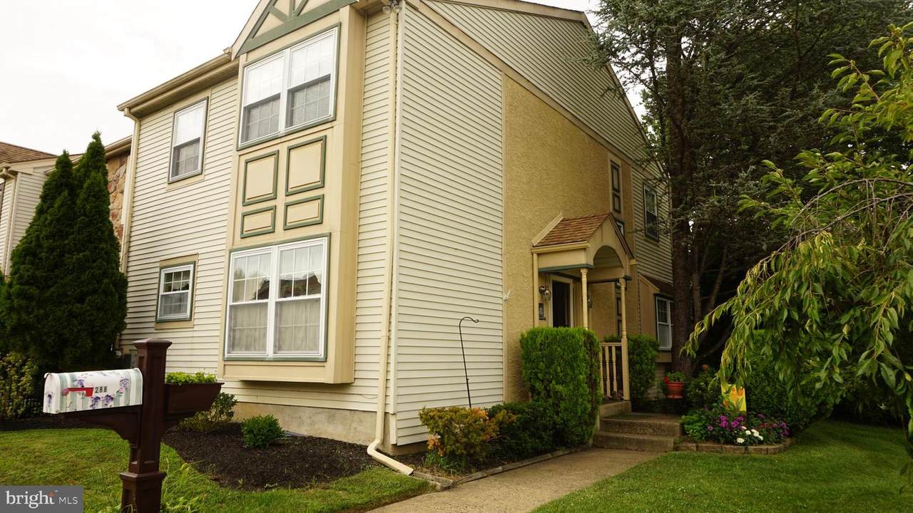 288 Hudson Court - Photo 1