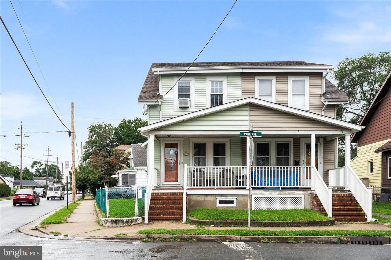 1043 Park Avenue - Photo 1
