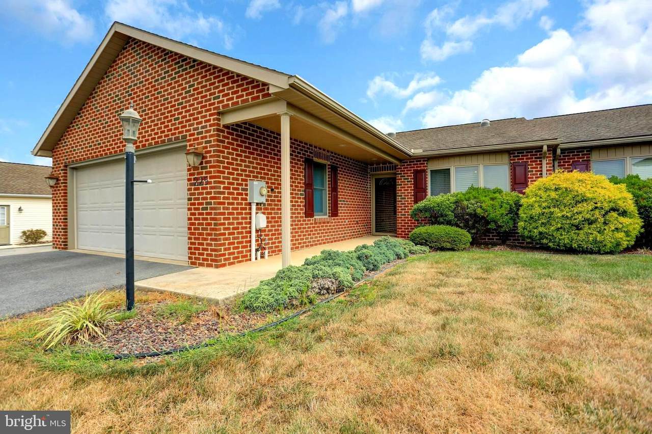 225 Justine Drive - Photo 1