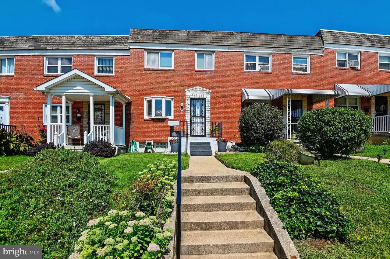 4834 Bowland Avenue - Photo 1
