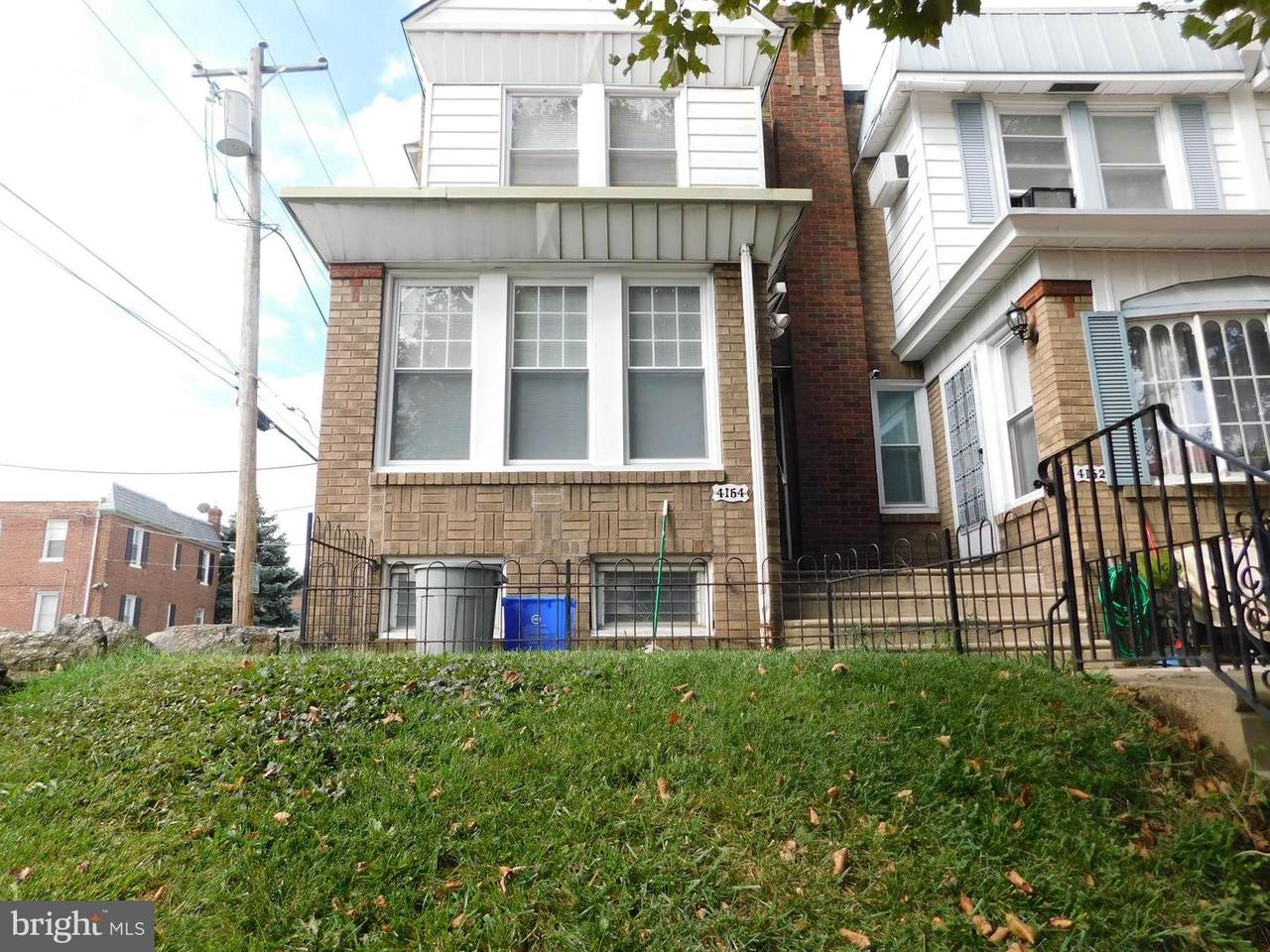 4164 Stirling Street - Photo 1