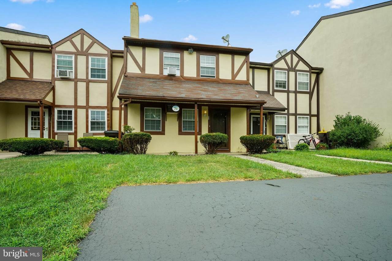 820 Sandra Lane - Photo 1