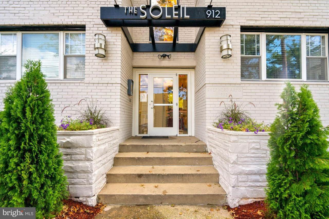 912 Shepherd Street - Photo 1