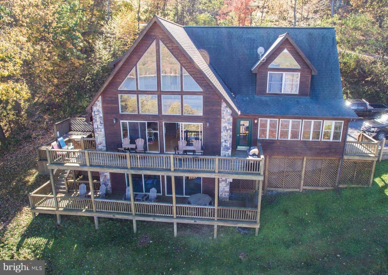 340 Grandview Drive - Photo 1
