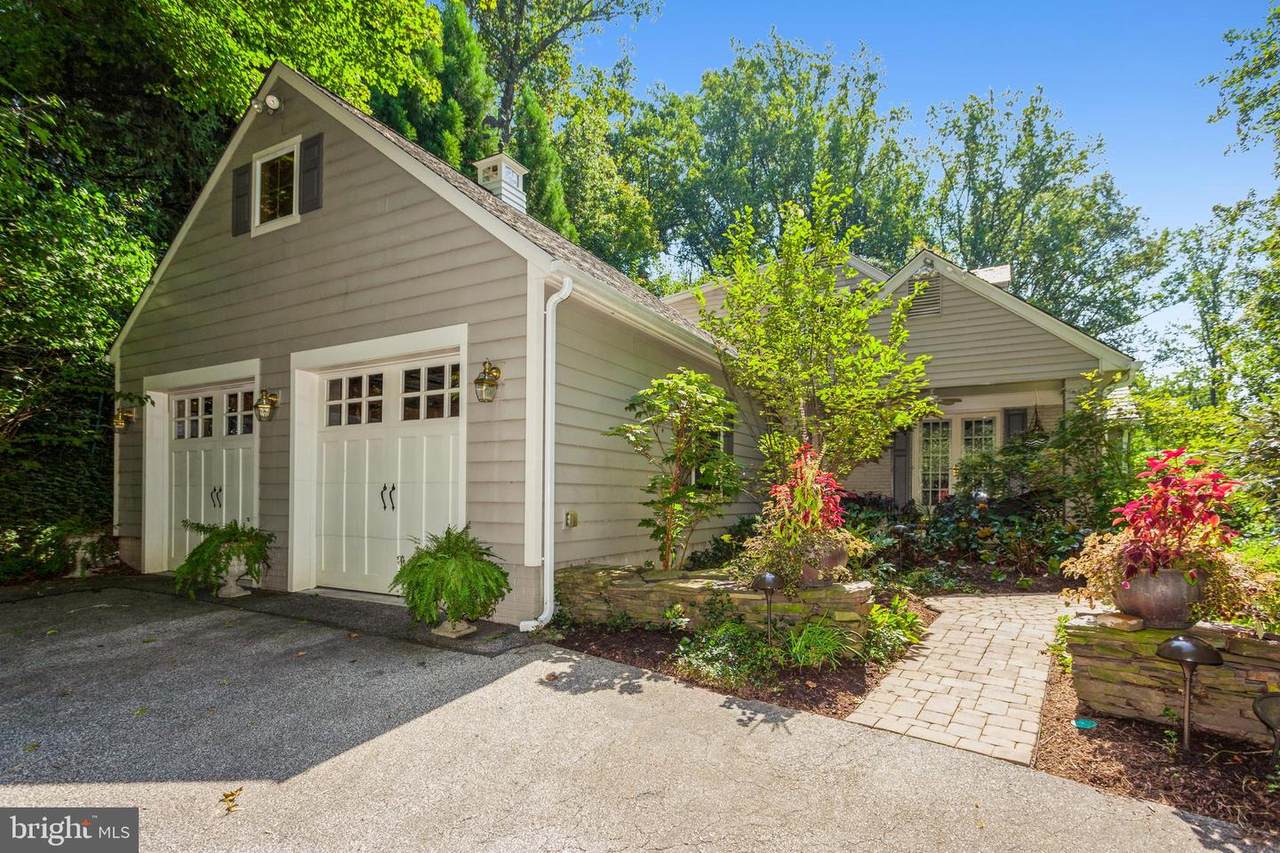 1111 Bellemore Road - Photo 1