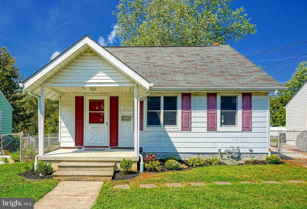 51 Lindale Avenue - Photo 1
