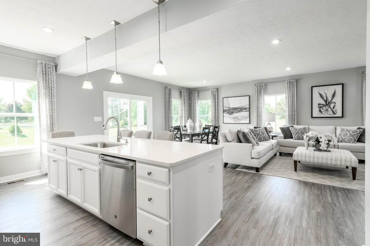 0220 Blackburn Ridge Dr - Photo 1