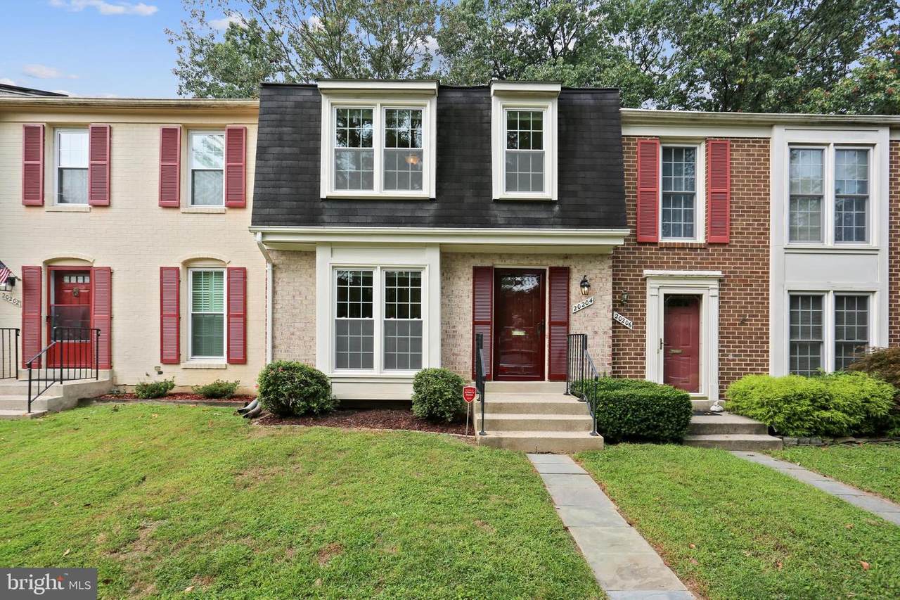 20204 Maple Leaf Court - Photo 1