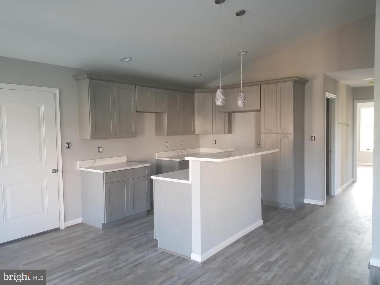 168 Settlers Way - Photo 1