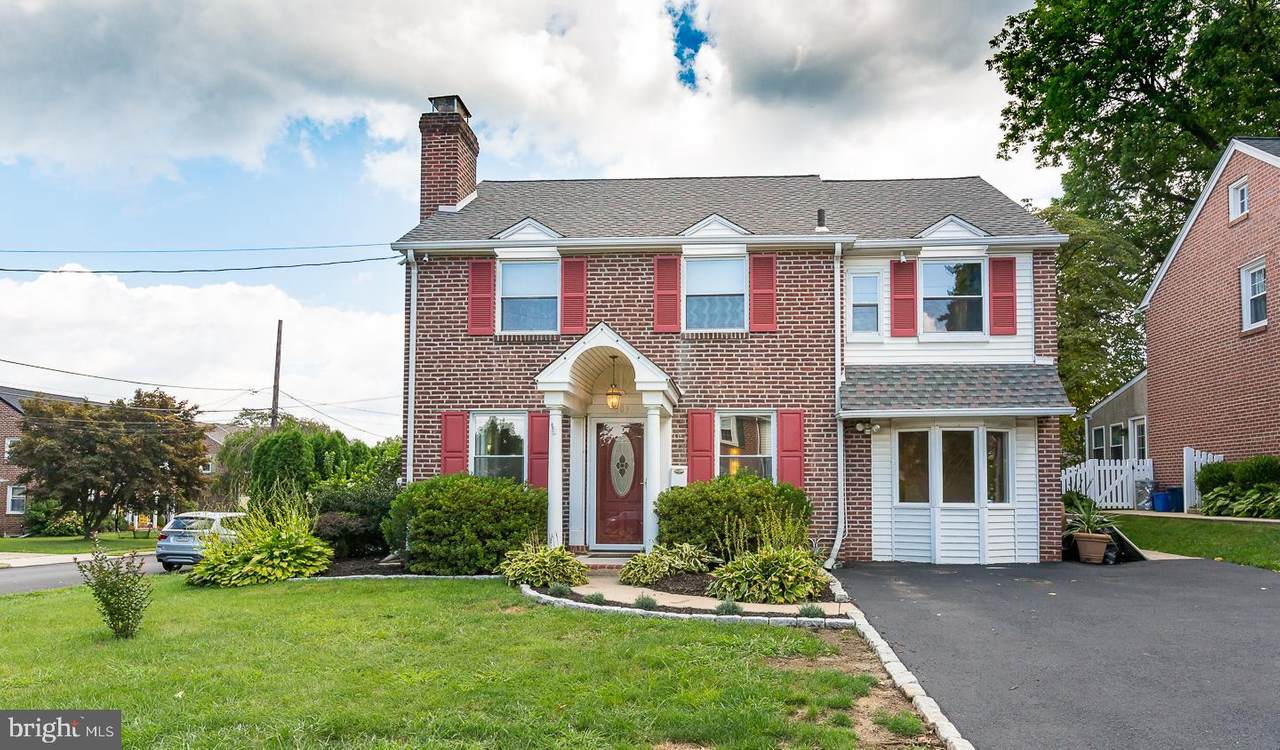 409 Shelbourne Road - Photo 1