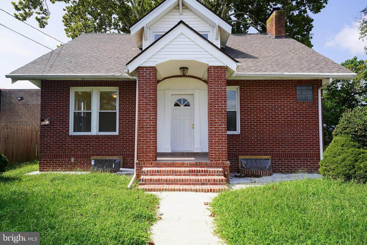 104 Bridgeview Street - Photo 1