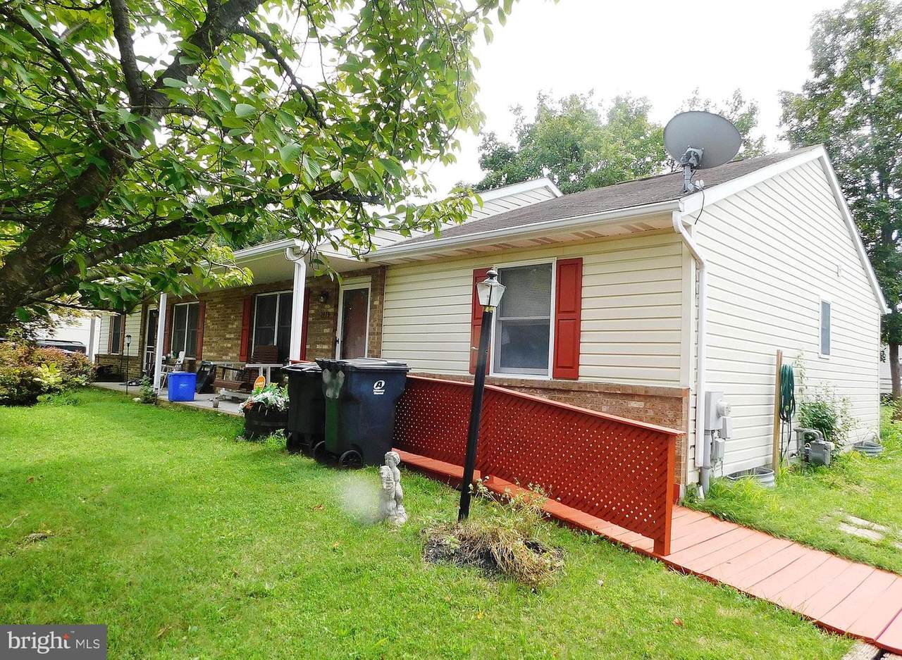 243 Lincoln Drive - Photo 1