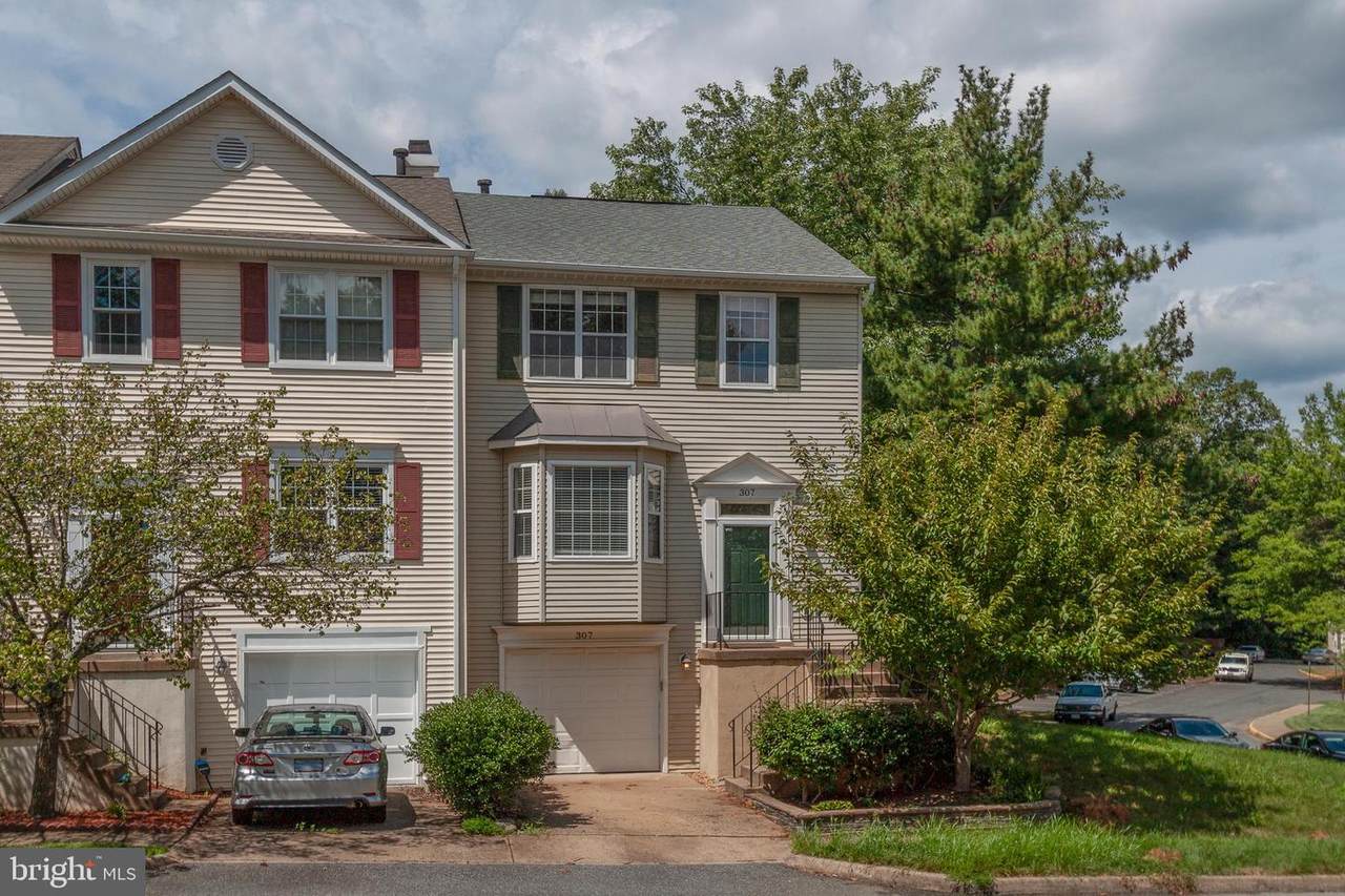 307 Club House Road - Photo 1