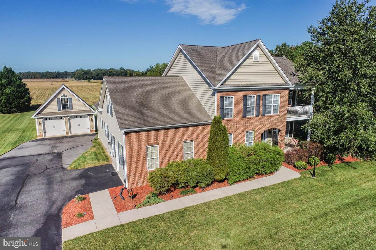 102 Bangor Lane - Photo 1