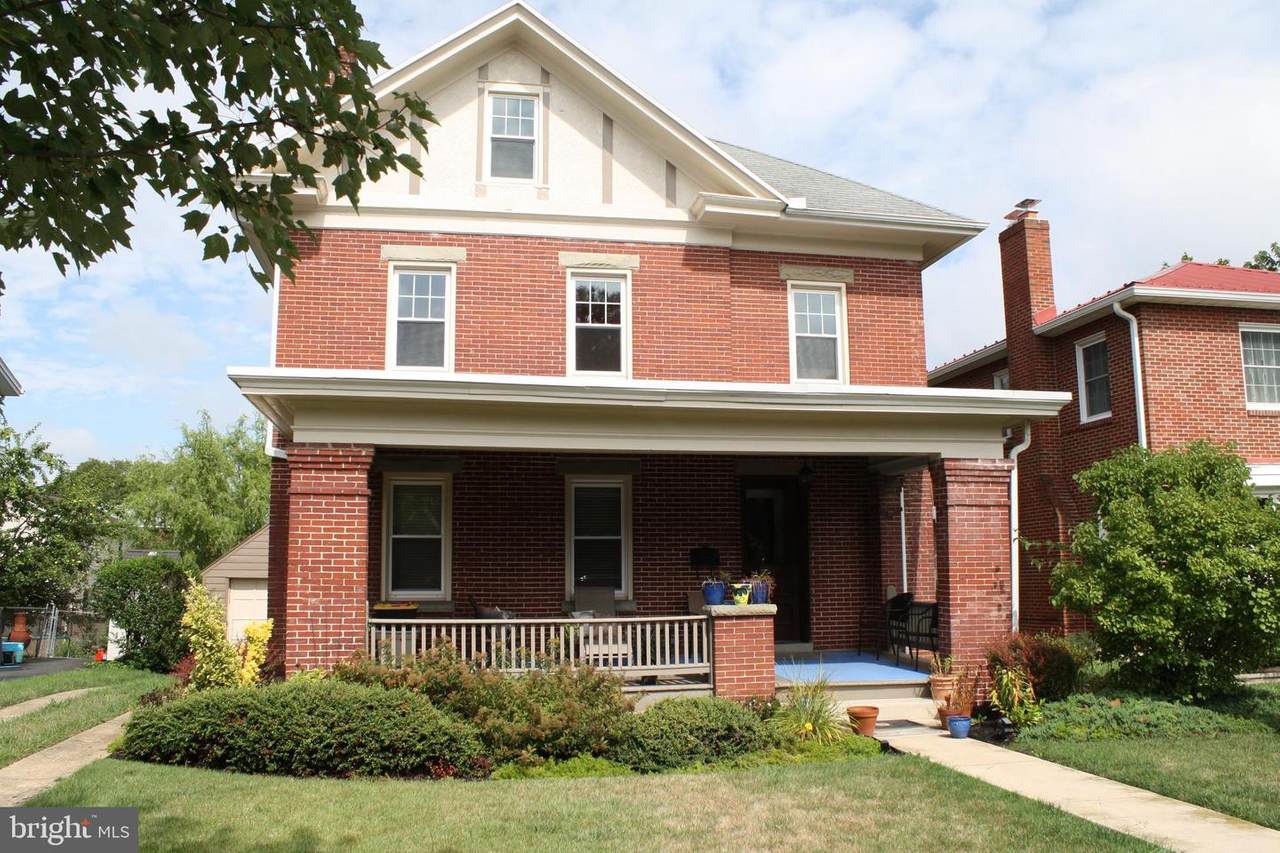 1009 Potomac Avenue - Photo 1