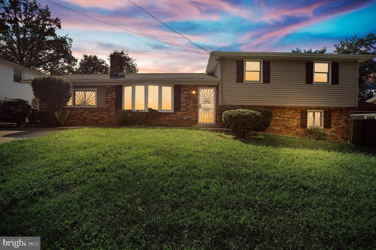 9107 Pinehurst Drive - Photo 1