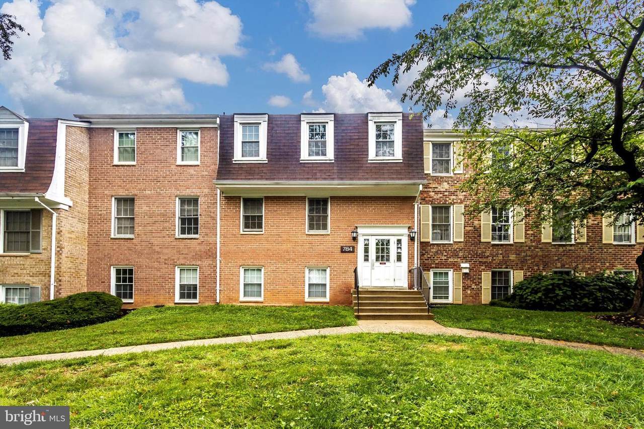 784 Quince Orchard Boulevard - Photo 1