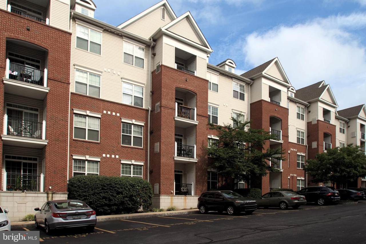 350 Elm Street - Photo 1