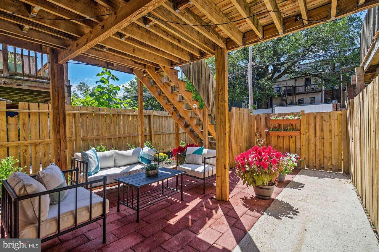 1356 Kenyon Street - Photo 1