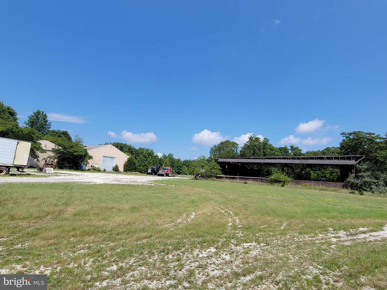 425 Main Street - Photo 1