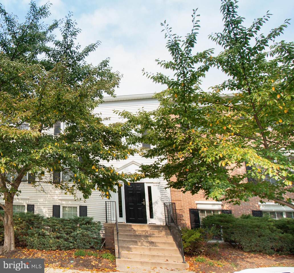 122 Fort Evans Road - Photo 1