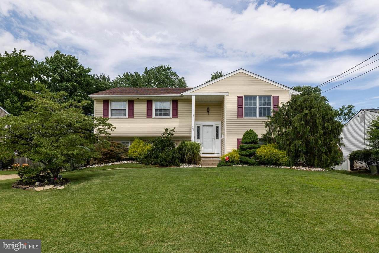 309 Westminster Boulevard - Photo 1