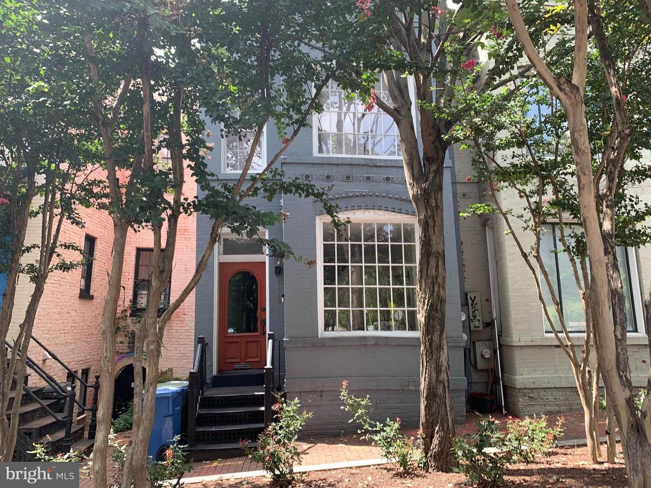 1666 33RD Street - Photo 1