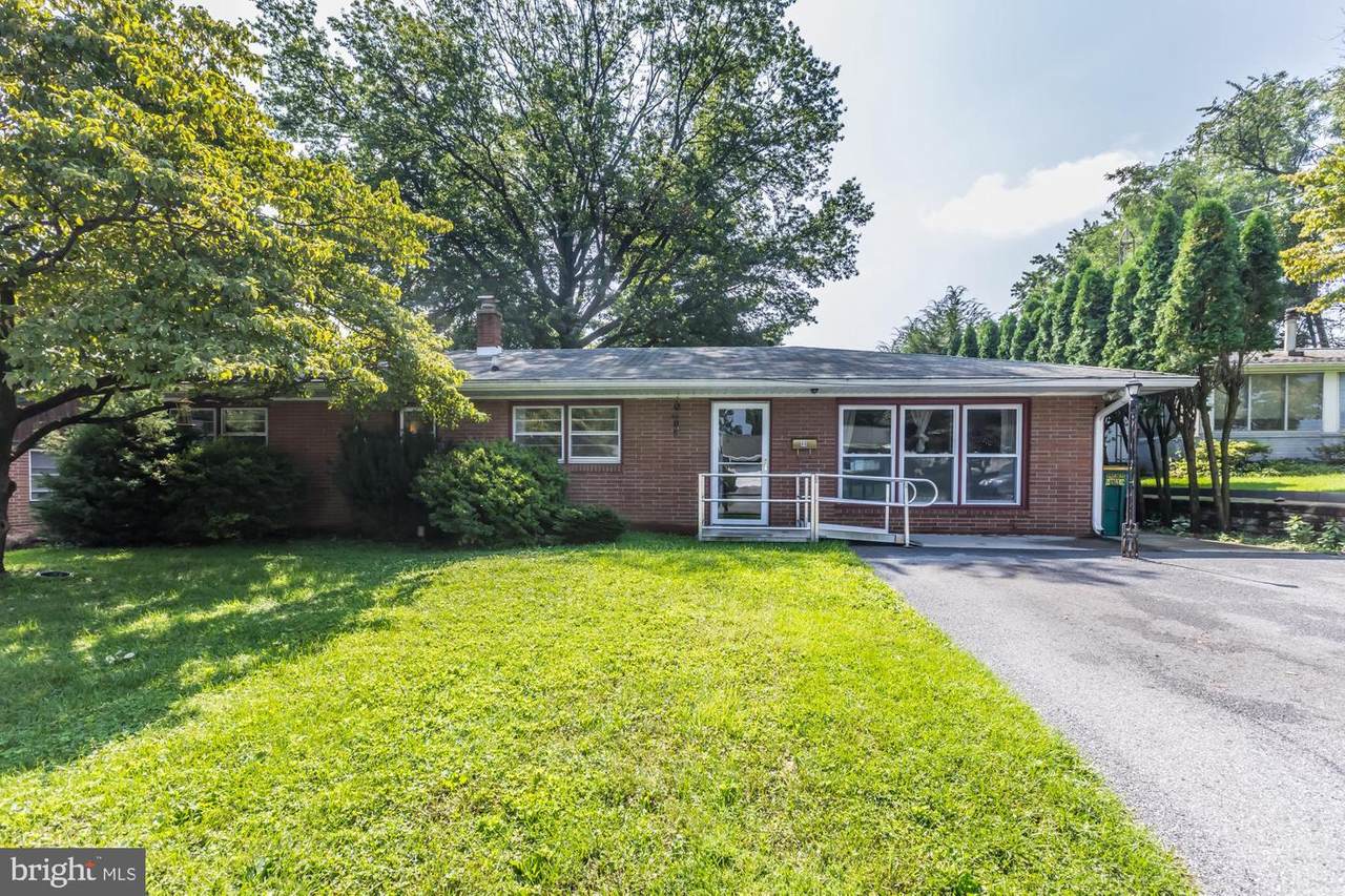 44 Ridge Avenue - Photo 1