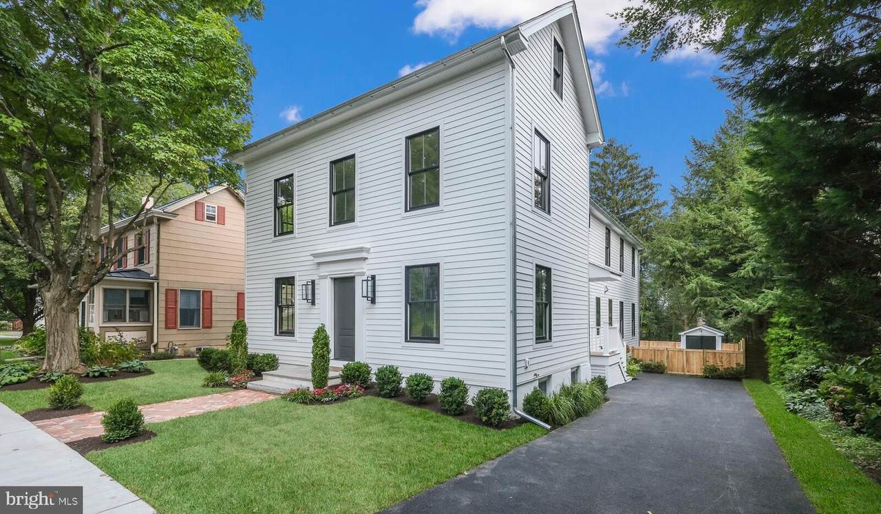 430 Linden Avenue - Photo 1