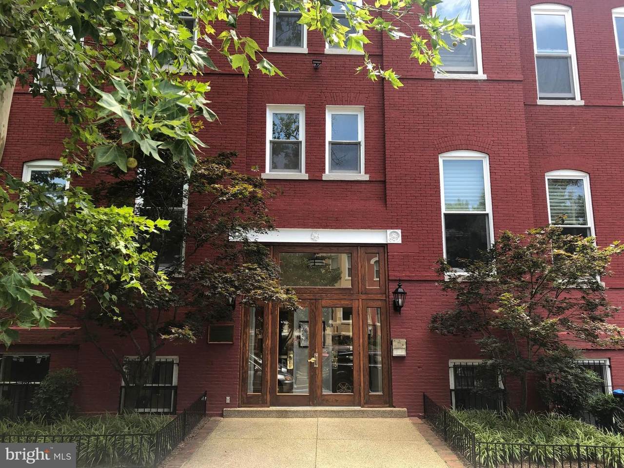 301 G Street - Photo 1