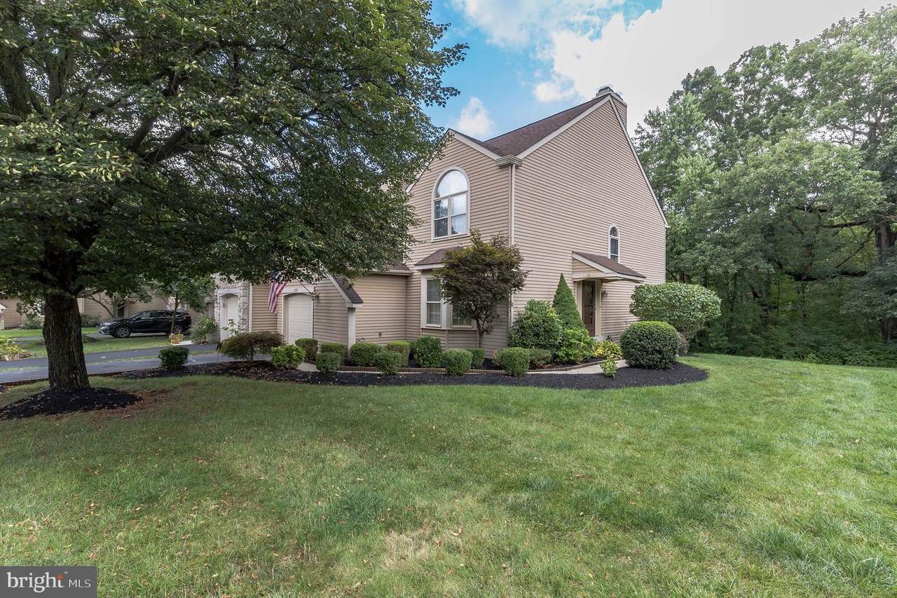 1375 Gwynedale Way - Photo 1