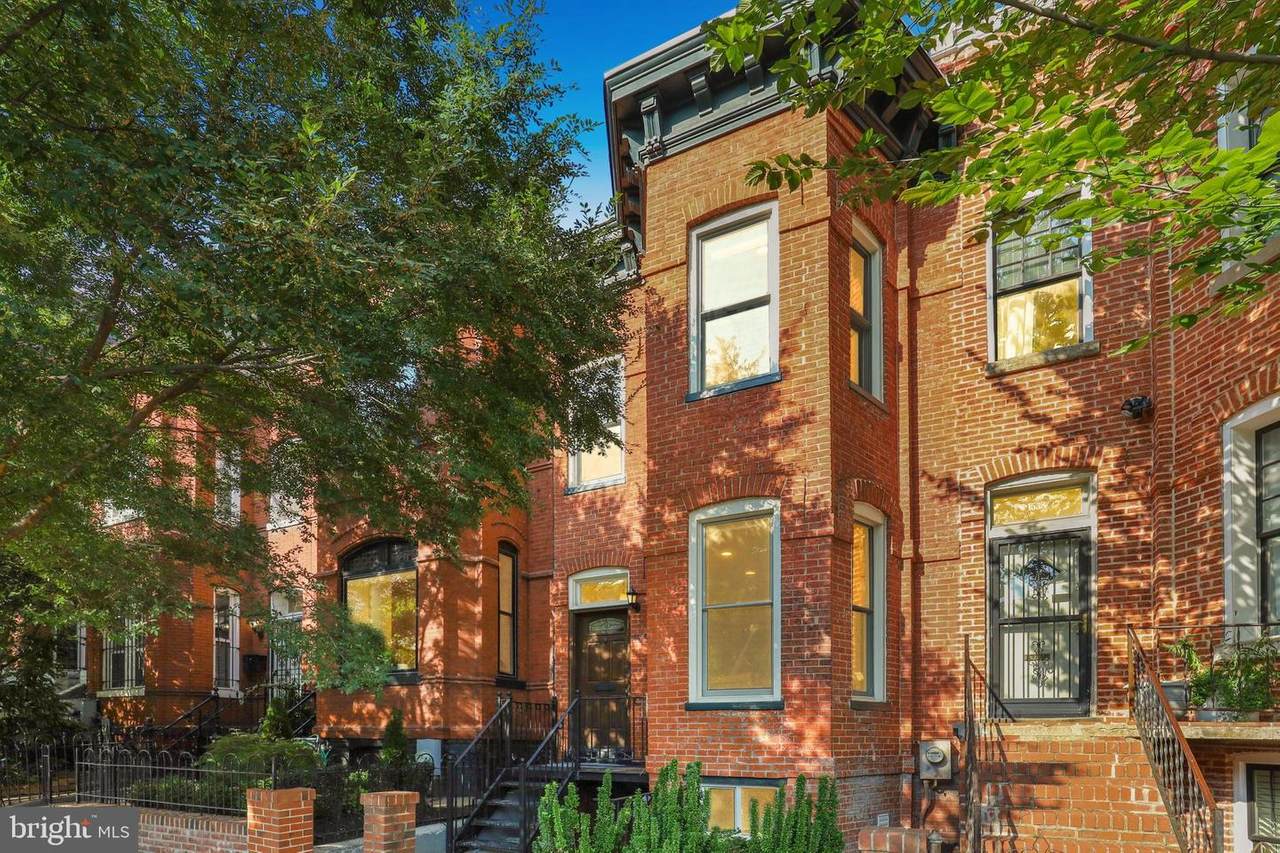 1536 6TH Street - Photo 1