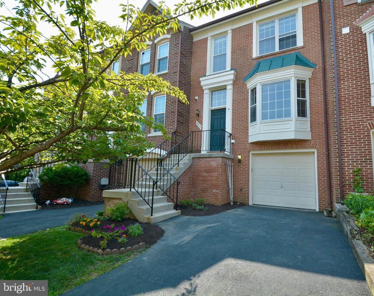 7515 Collins Meade Way - Photo 1