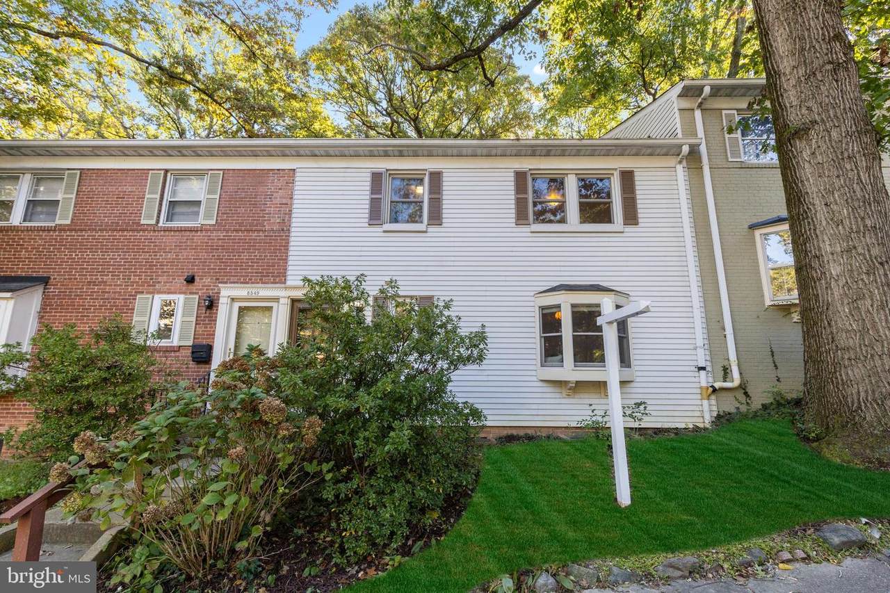 8547 Bradford Road - Photo 1