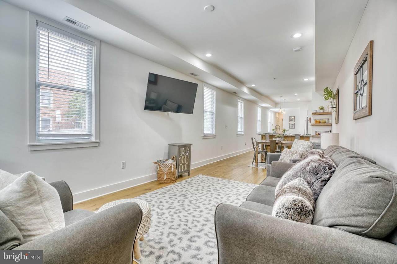 1401 William Street - Photo 1