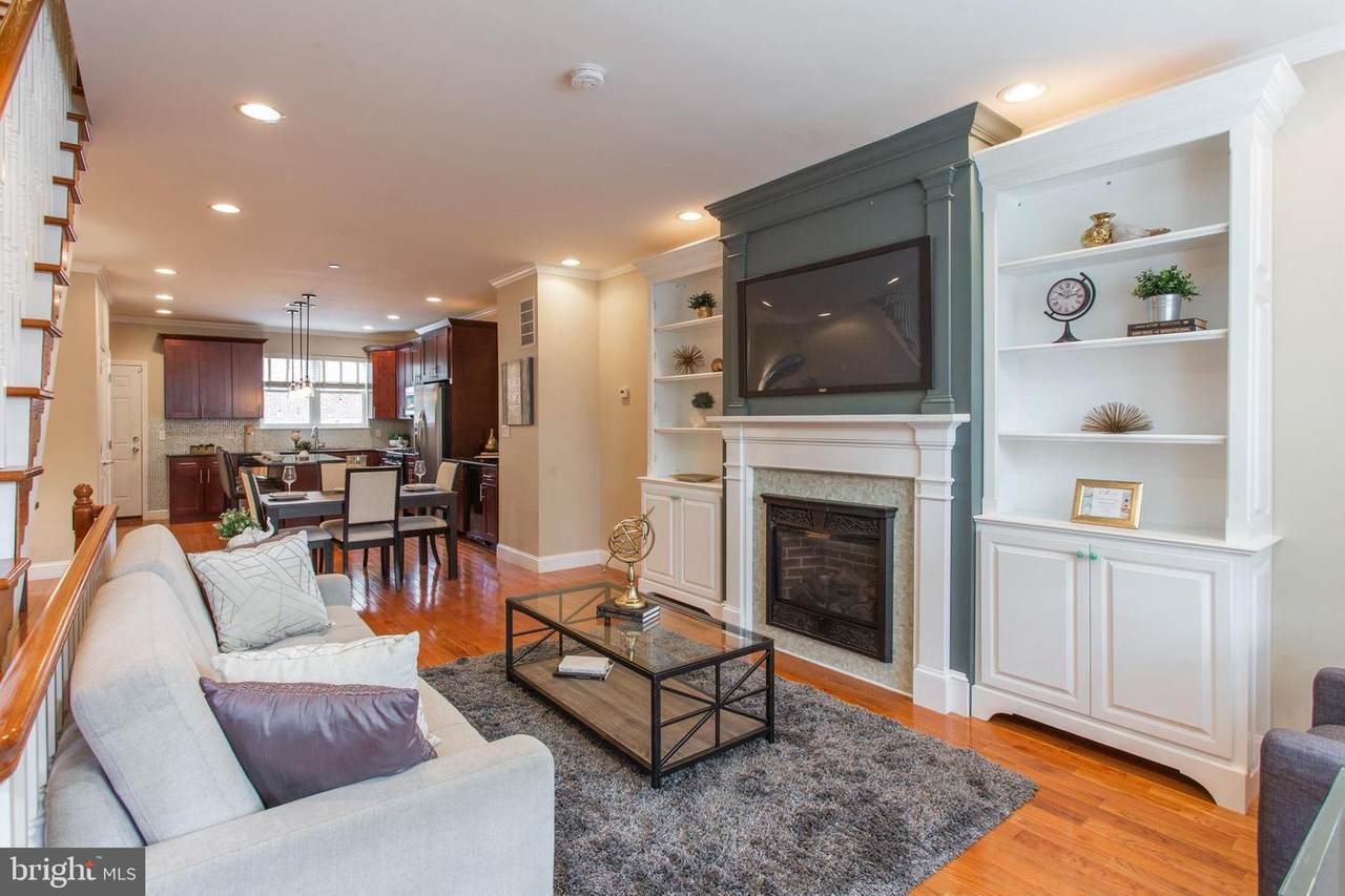 1207 18TH Street - Photo 1