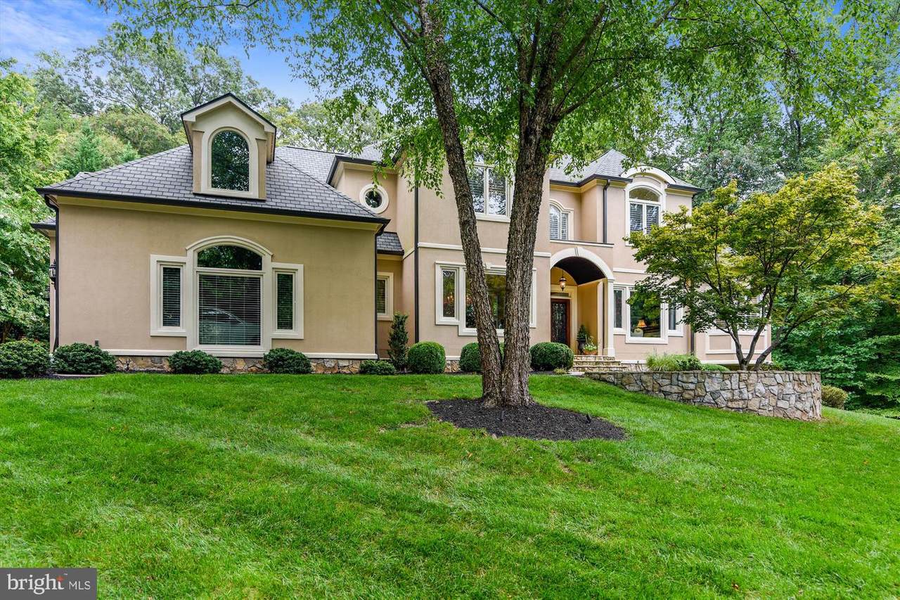 11300 Stonehouse Place - Photo 1
