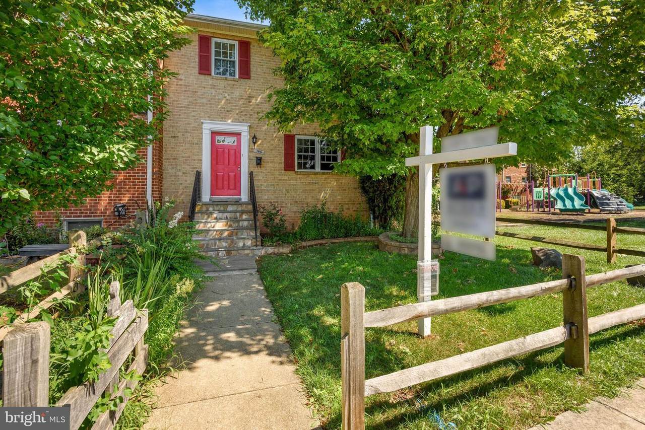 144 Meadows Lane - Photo 1