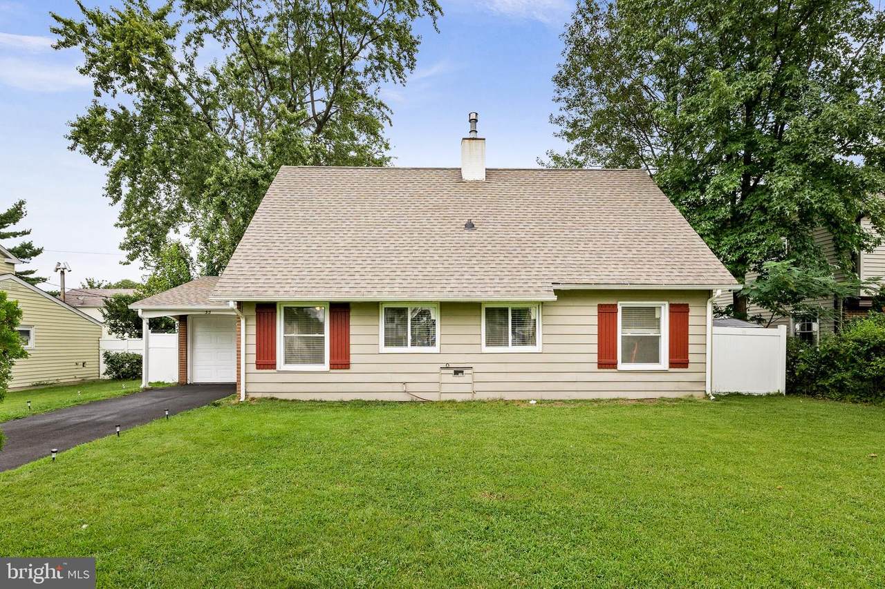 33 Patriot Lane - Photo 1