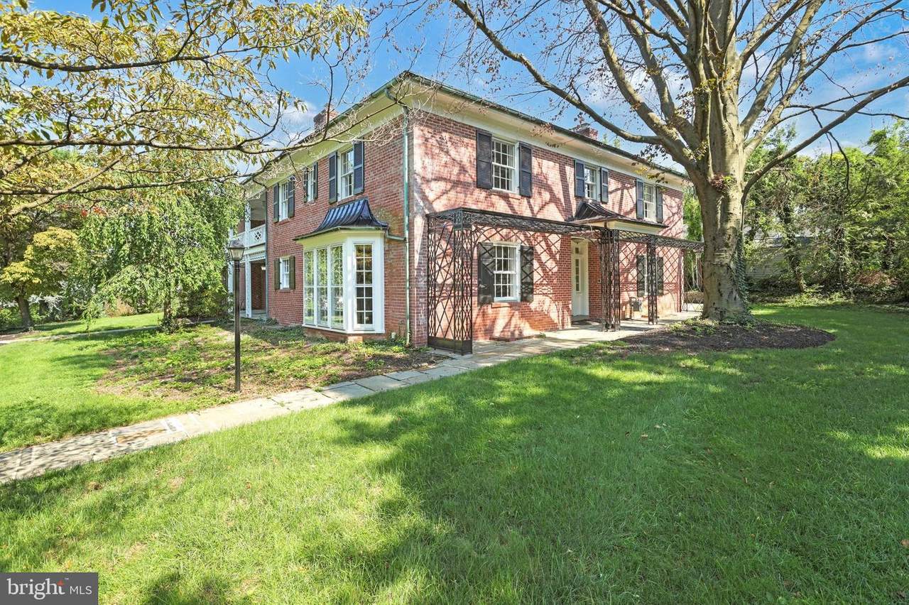 354 Pine Hill Lane - Photo 1