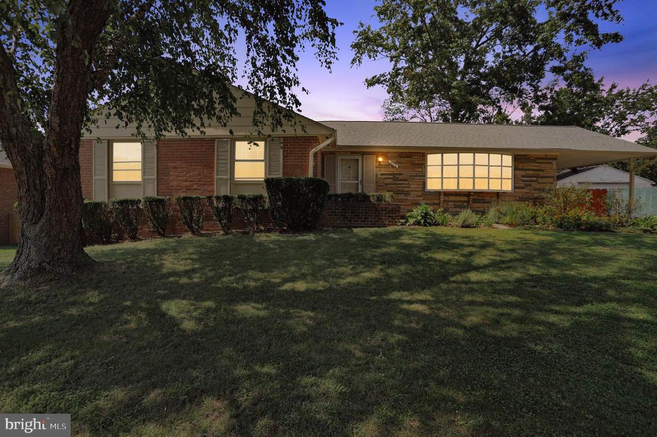 12010 Hunterton Street - Photo 1