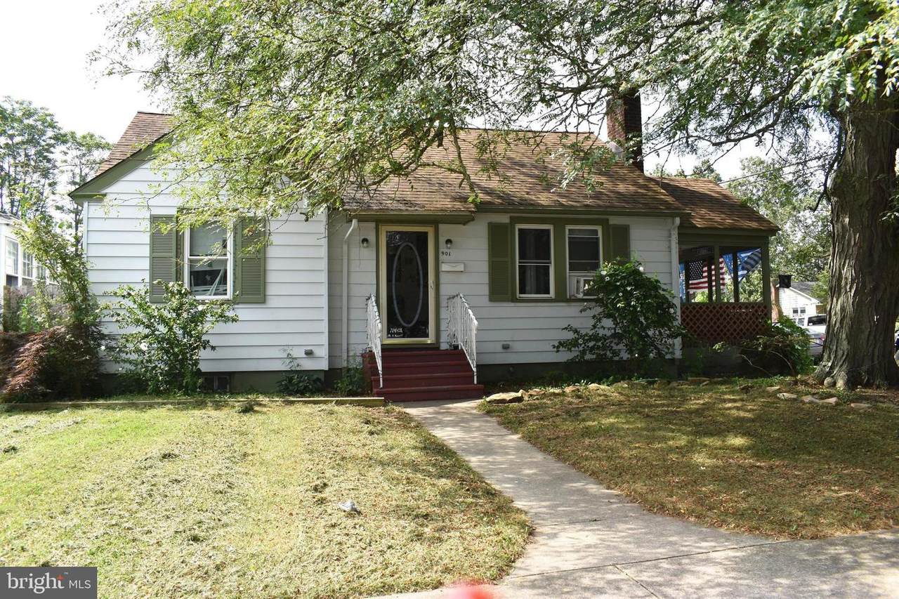 901 Woodland Avenue - Photo 1