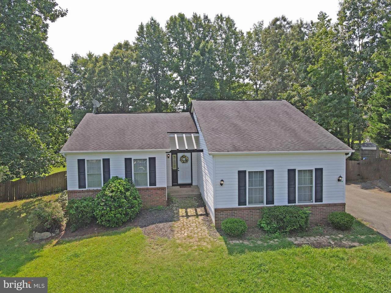 55 Vista Woods Road - Photo 1
