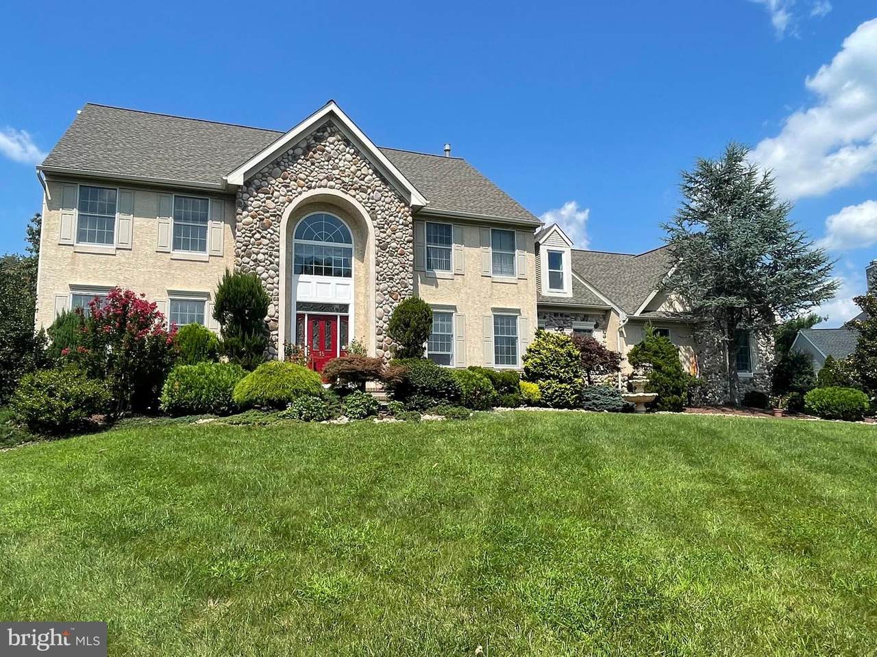 18 Jewel Road - Photo 1