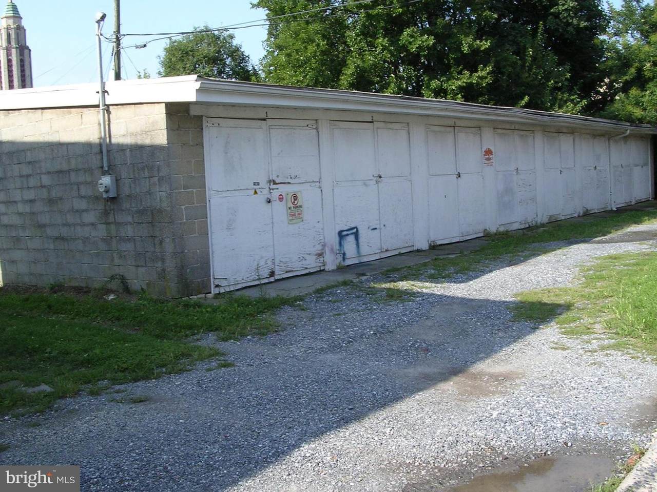 311 - REAR - Nevin Street - Photo 1