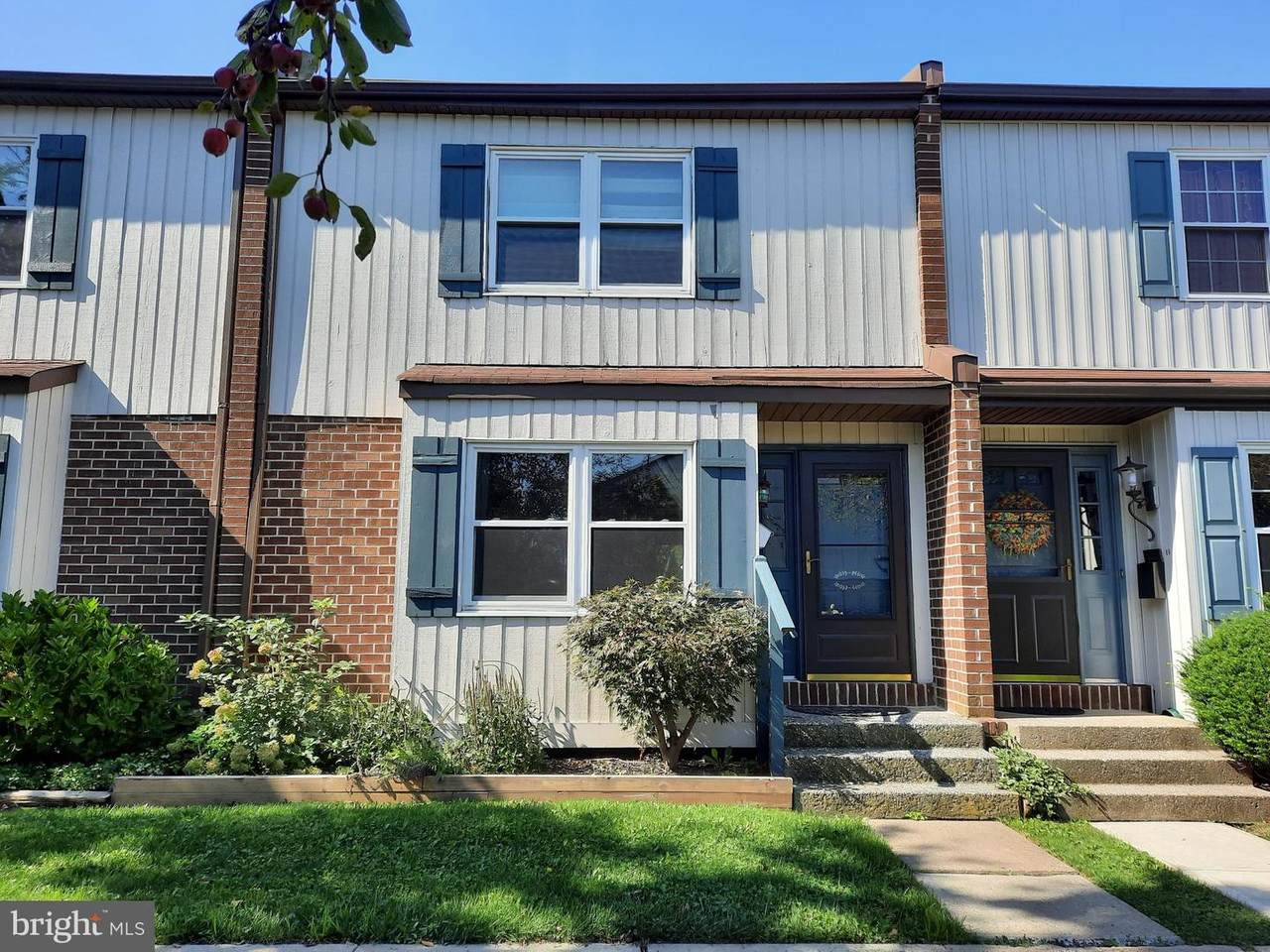 5 Shirley Lane - Photo 1