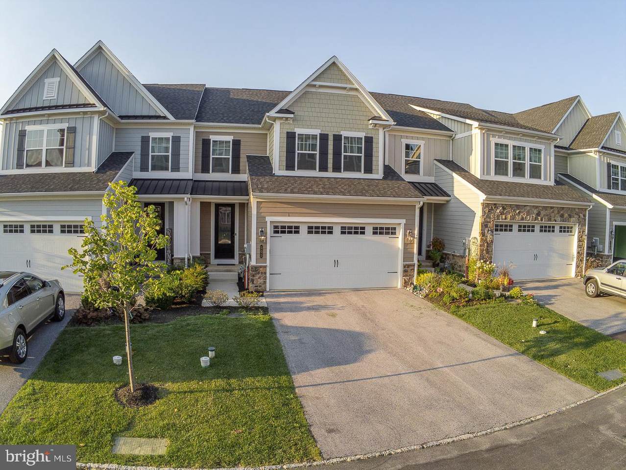 505 Cliff Lane - Photo 1