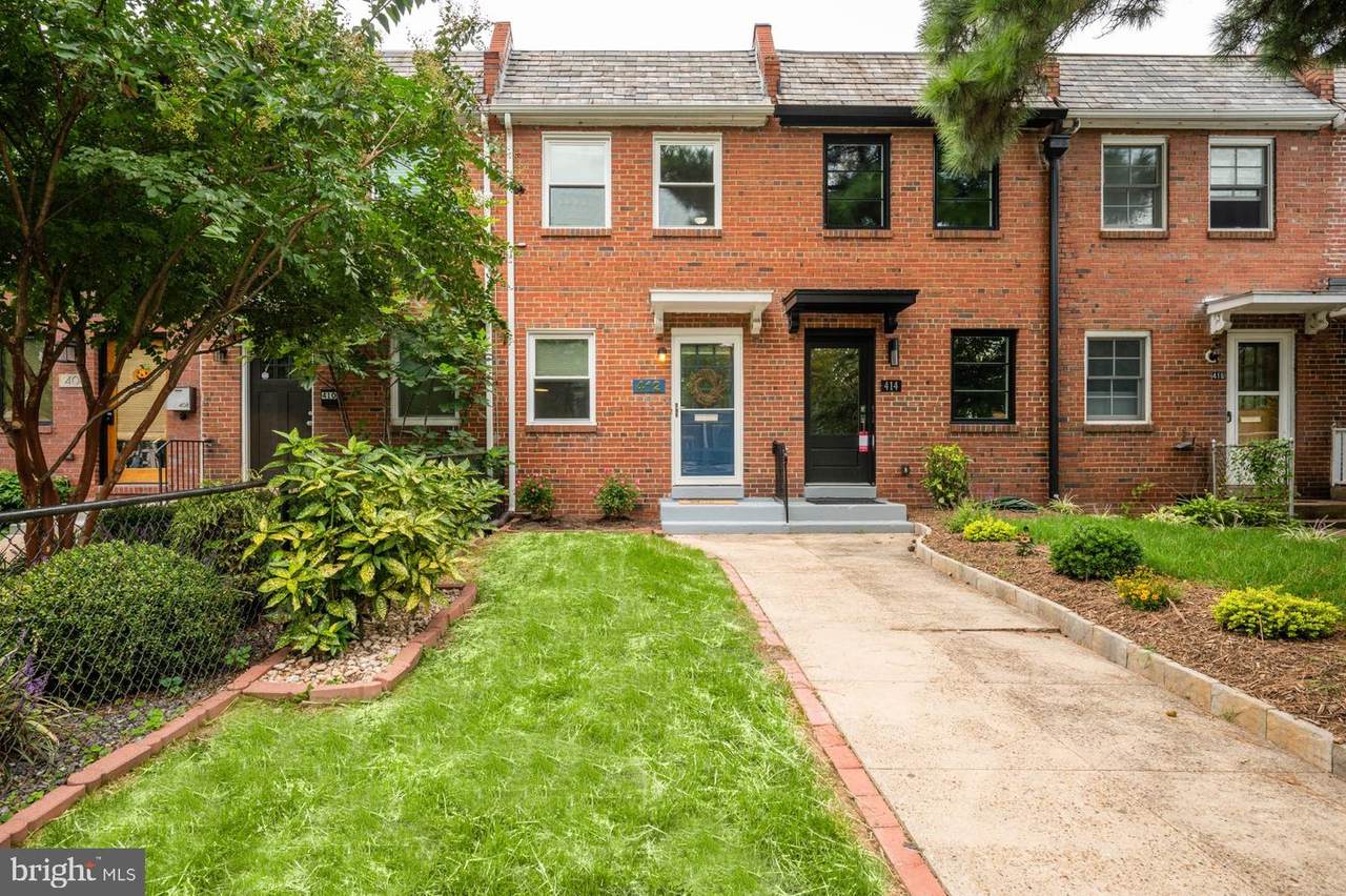 412 Henry Street - Photo 1